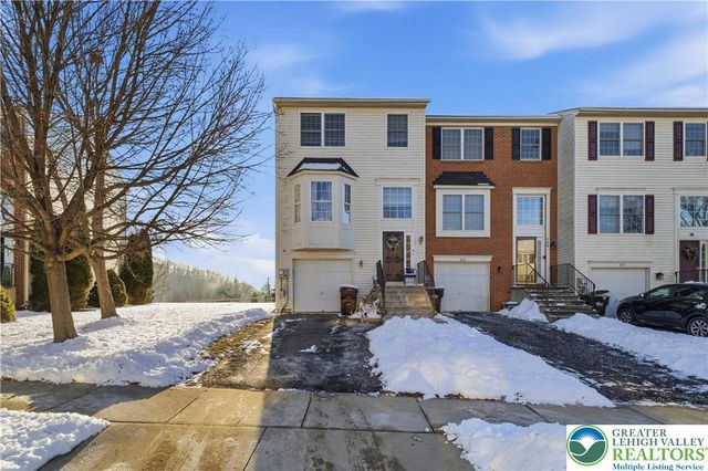 347 South Oak Street, Freemansburg Boro, PA 18017