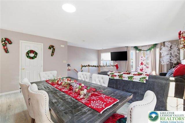 347 South Oak Street, Freemansburg Boro, PA 18017