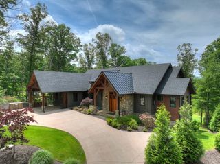 658 Old Toccoa Loop, Mineral Bluff, GA 30559