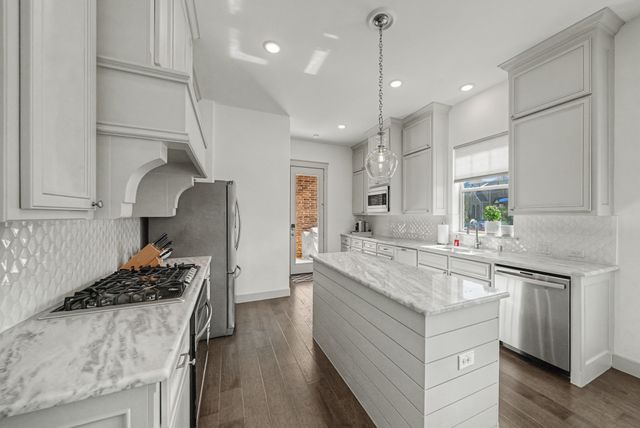 200 Harbor Hills Drive, Flower Mound, TX 75028