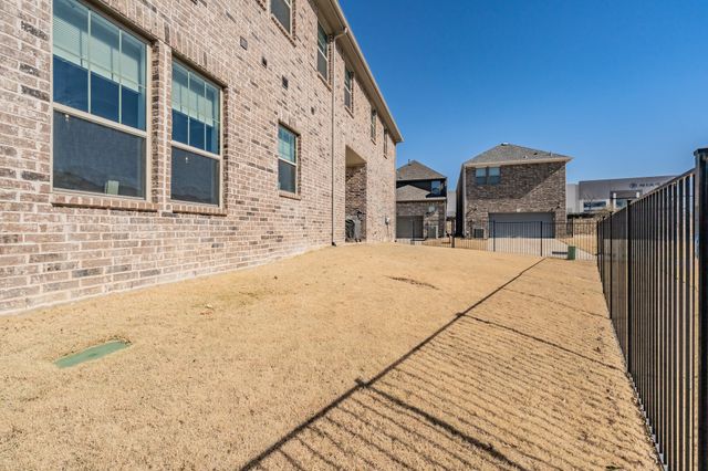 200 Harbor Hills Drive, Flower Mound, TX 75028