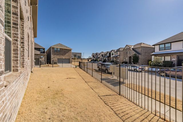 200 Harbor Hills Drive, Flower Mound, TX 75028