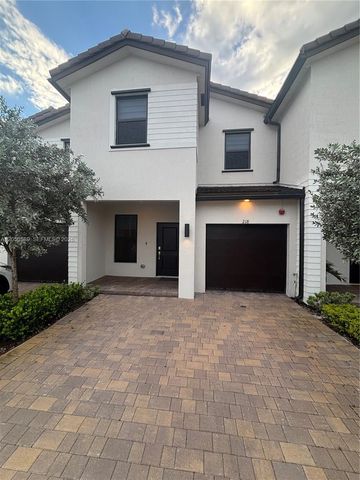 218 SW 159th Court, Pembroke Pines, FL 33027