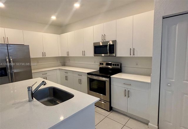 218 SW 159th Court, Pembroke Pines, FL 33027