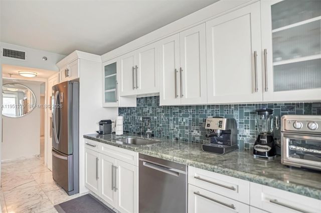 9341 Collins Ave 201, Surfside, FL 33154