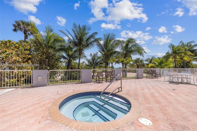 9341 Collins Ave 201, Surfside, FL 33154