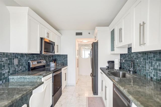 9341 Collins Ave 201, Surfside, FL 33154