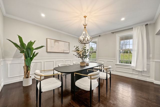 45 Saddleback Ln, Canton, MA 02021