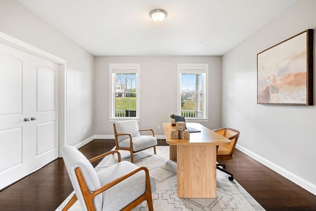 45 Saddleback Ln, Canton, MA 02021