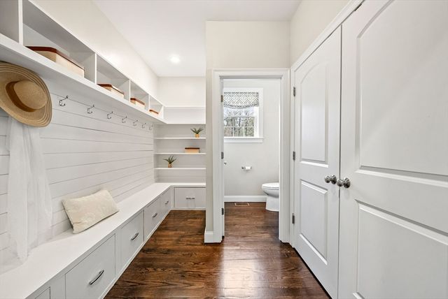 45 Saddleback Ln, Canton, MA 02021