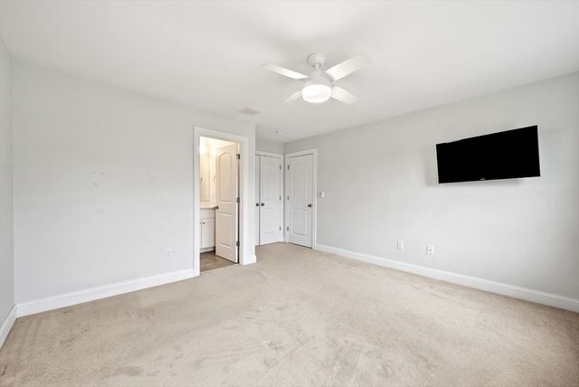 45 Saddleback Ln, Canton, MA 02021