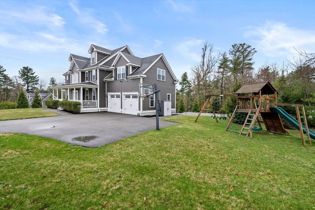 45 Saddleback Ln, Canton, MA 02021