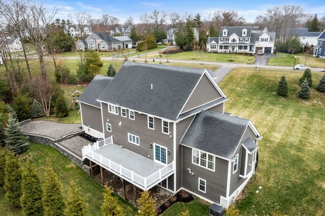 45 Saddleback Ln, Canton, MA 02021
