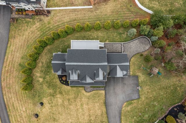 45 Saddleback Ln, Canton, MA 02021