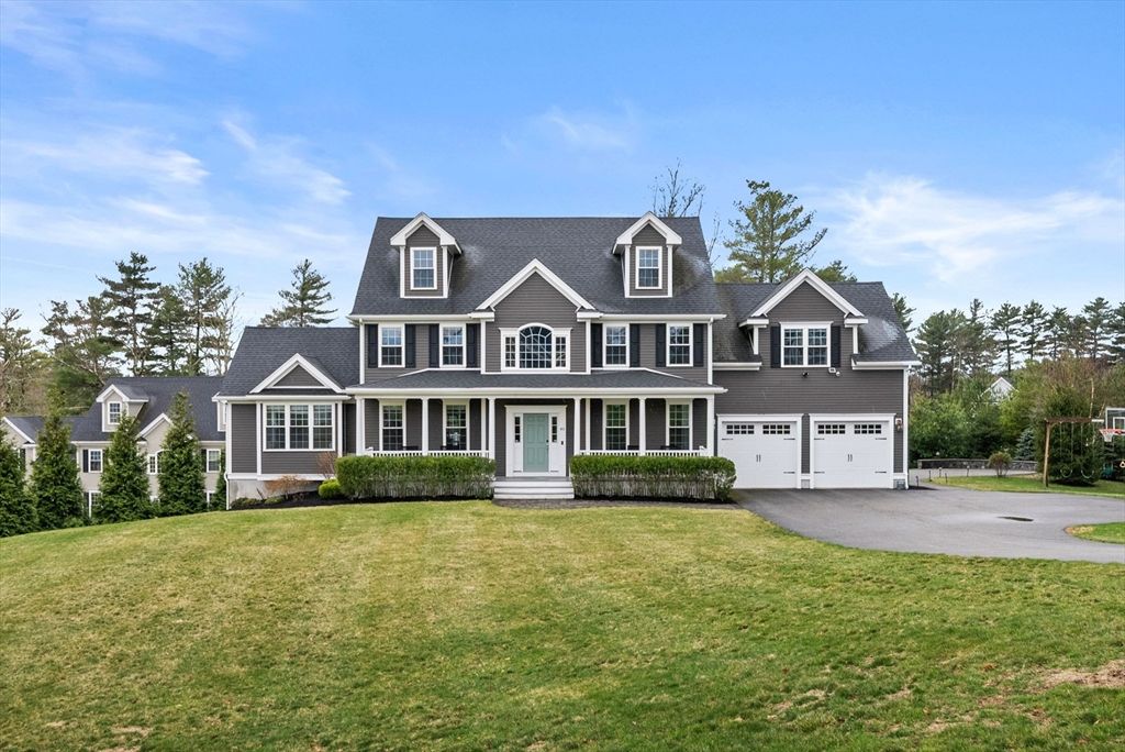 45 Saddleback Ln, Canton, MA 02021