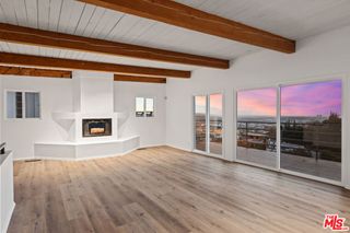 8560 Hollywood Boulevard, Los Angeles, CA 90069