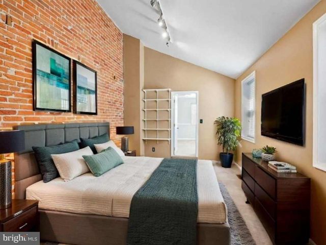 2314 FLEET ST, Baltimore, MD 21224