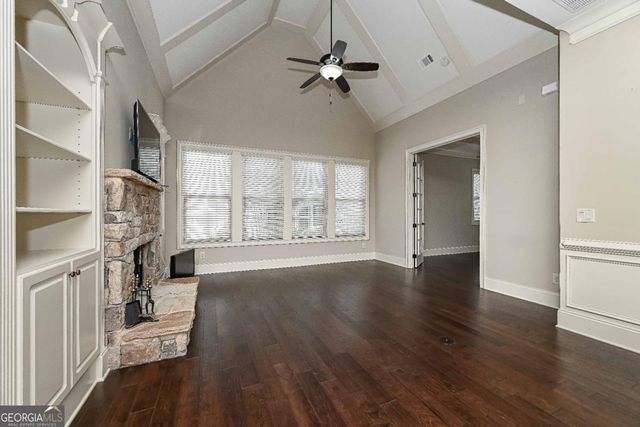 62 Cedarcrest Village Court, Acworth, GA 30101