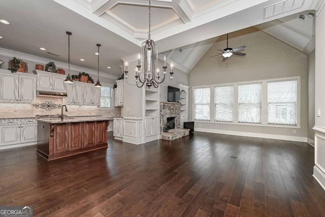62 Cedarcrest Village Court, Acworth, GA 30101