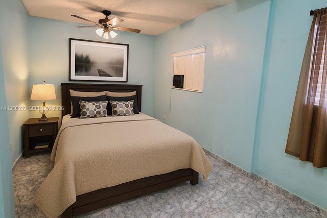 2764 NW 31st St, Miami, FL 33142