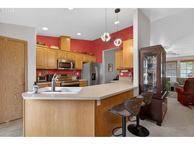 2431 Se 62ND Ln, Hillsboro, OR 97123