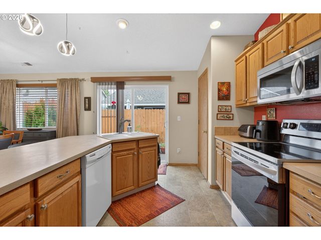 2431 Se 62ND Ln, Hillsboro, OR 97123