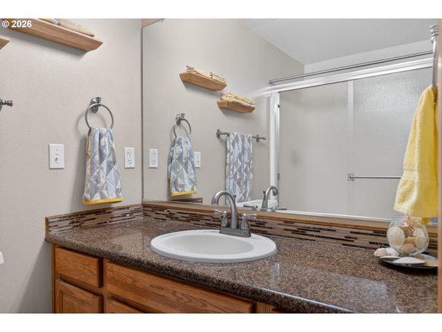 2431 Se 62ND Ln, Hillsboro, OR 97123
