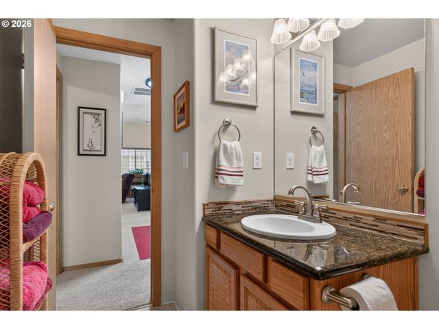 2431 Se 62ND Ln, Hillsboro, OR 97123