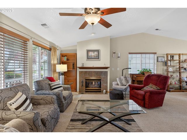 2431 Se 62ND Ln, Hillsboro, OR 97123
