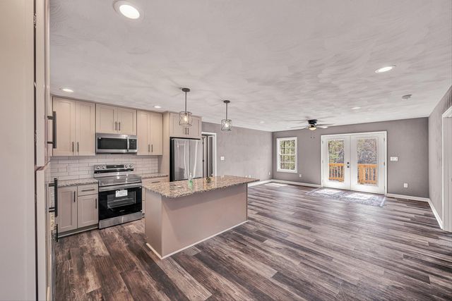 7175 Boones TRL, Boones Mill, VA 24065