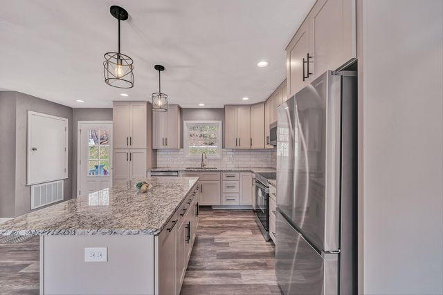 7175 Boones TRL, Boones Mill, VA 24065