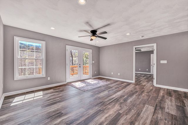 7175 Boones TRL, Boones Mill, VA 24065