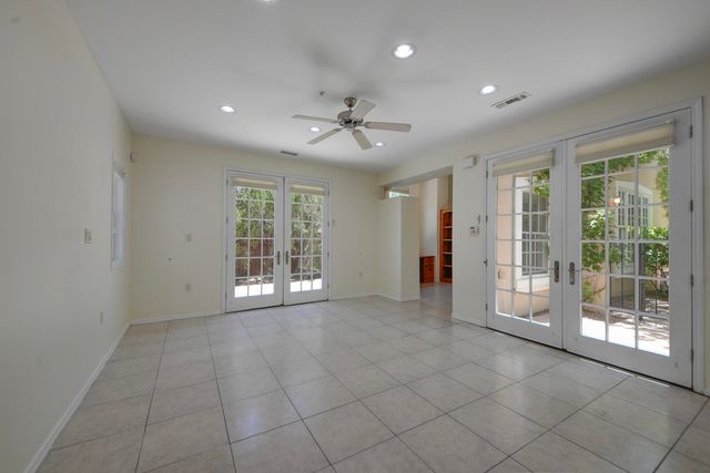 1900 Central Avenue 101, Albuquerque, NM 87104