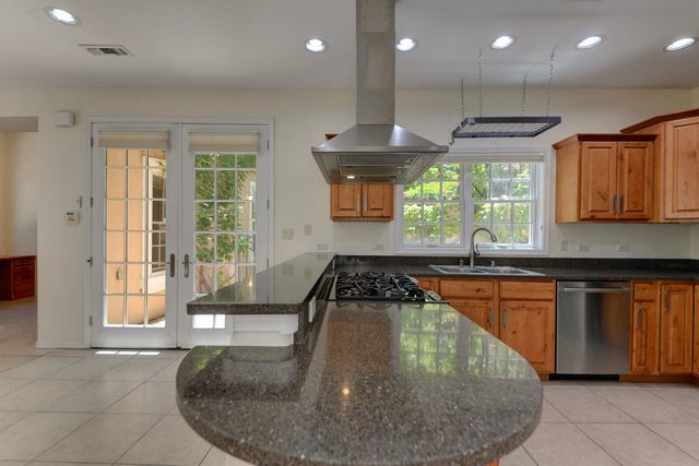 1900 Central Avenue 101, Albuquerque, NM 87104