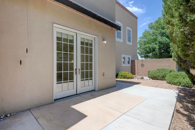 1900 Central Avenue 101, Albuquerque, NM 87104