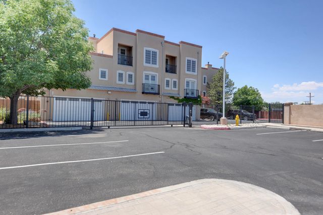 1900 Central Avenue 101, Albuquerque, NM 87104