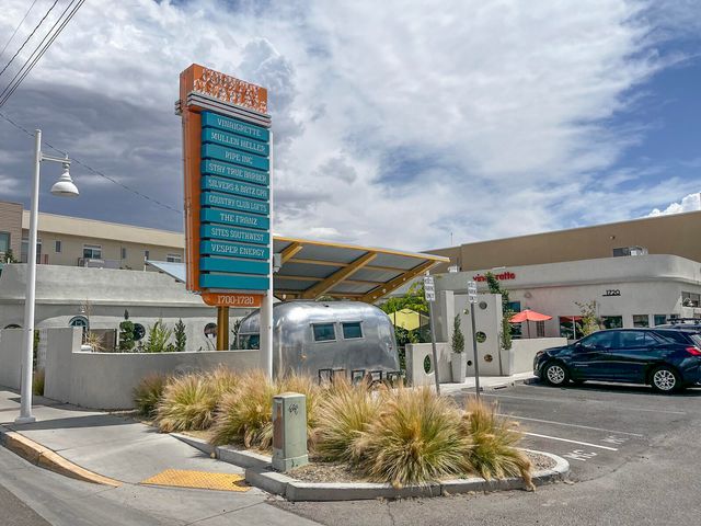 1900 Central Avenue 101, Albuquerque, NM 87104
