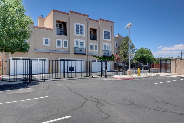 1900 Central Avenue 101, Albuquerque, NM 87104