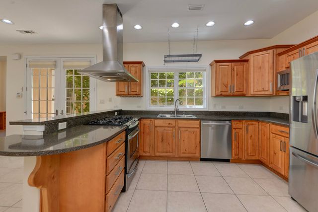 1900 Central Avenue 101, Albuquerque, NM 87104