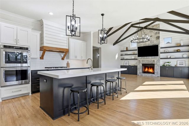 730 W 110th Street S, Jenks, OK 74037