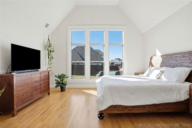 730 W 110th Street S, Jenks, OK 74037