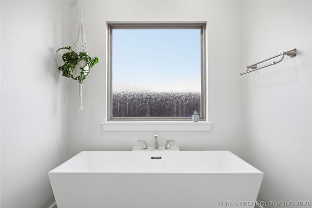 730 W 110th Street S, Jenks, OK 74037