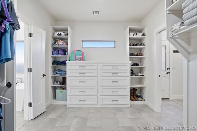 730 W 110th Street S, Jenks, OK 74037