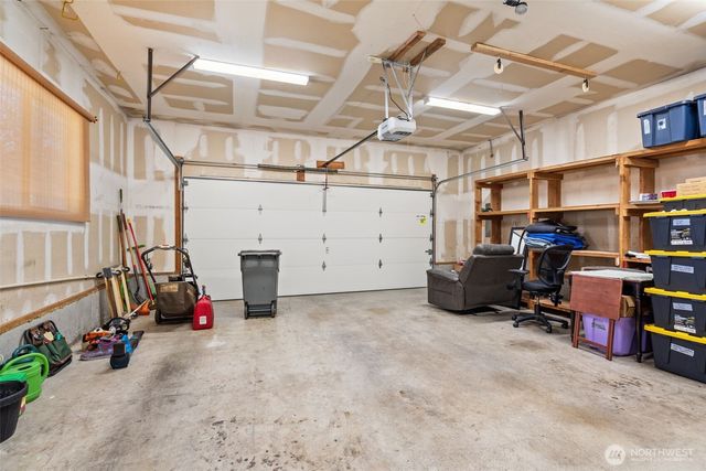 9138 Skokomish Way NE, Olympia, WA 98516
