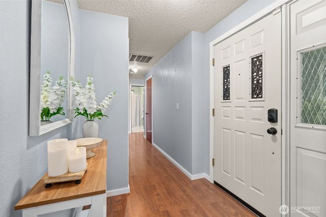 9138 Skokomish Way NE, Olympia, WA 98516