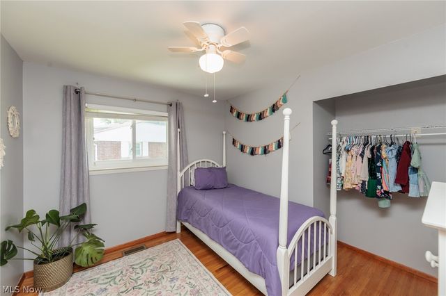324 Charring Cross Drive, Munroe Falls, OH 44262