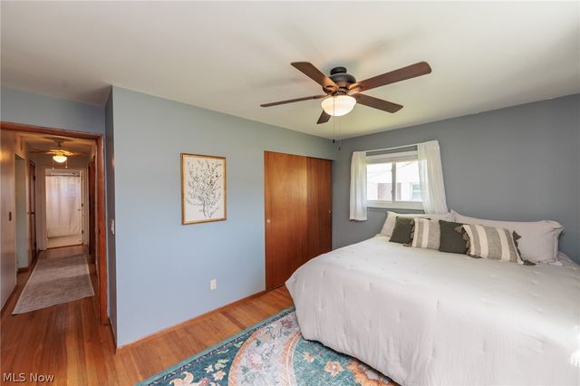 324 Charring Cross Drive, Munroe Falls, OH 44262