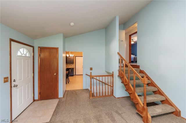 324 Charring Cross Drive, Munroe Falls, OH 44262