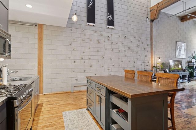 801 N Washington Avenue 308, Minneapolis, MN 55401