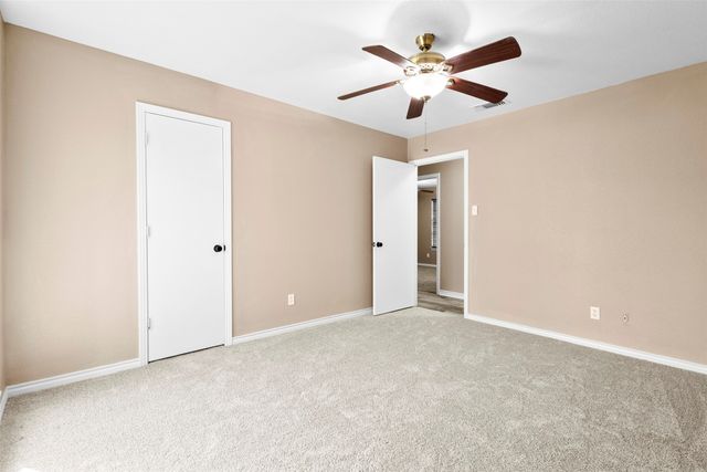 1108 Lakefront Drive, Waxahachie, TX 75165